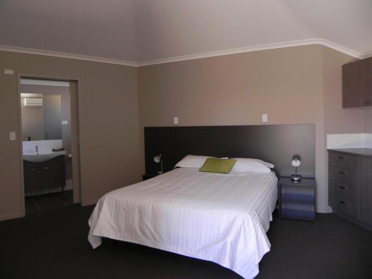 טננט קריק Bluestone Motor Inn מראה חיצוני תמונה
