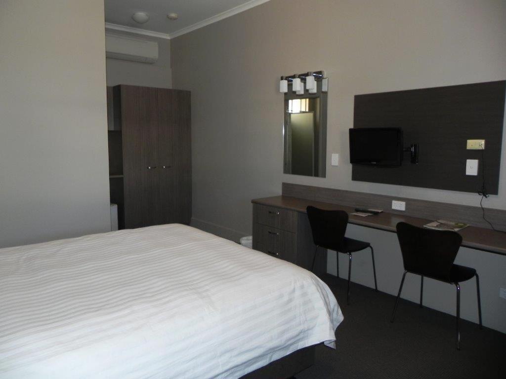 טננט קריק Bluestone Motor Inn מראה חיצוני תמונה
