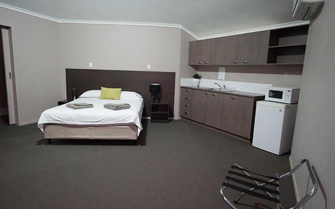 טננט קריק Bluestone Motor Inn מראה חיצוני תמונה